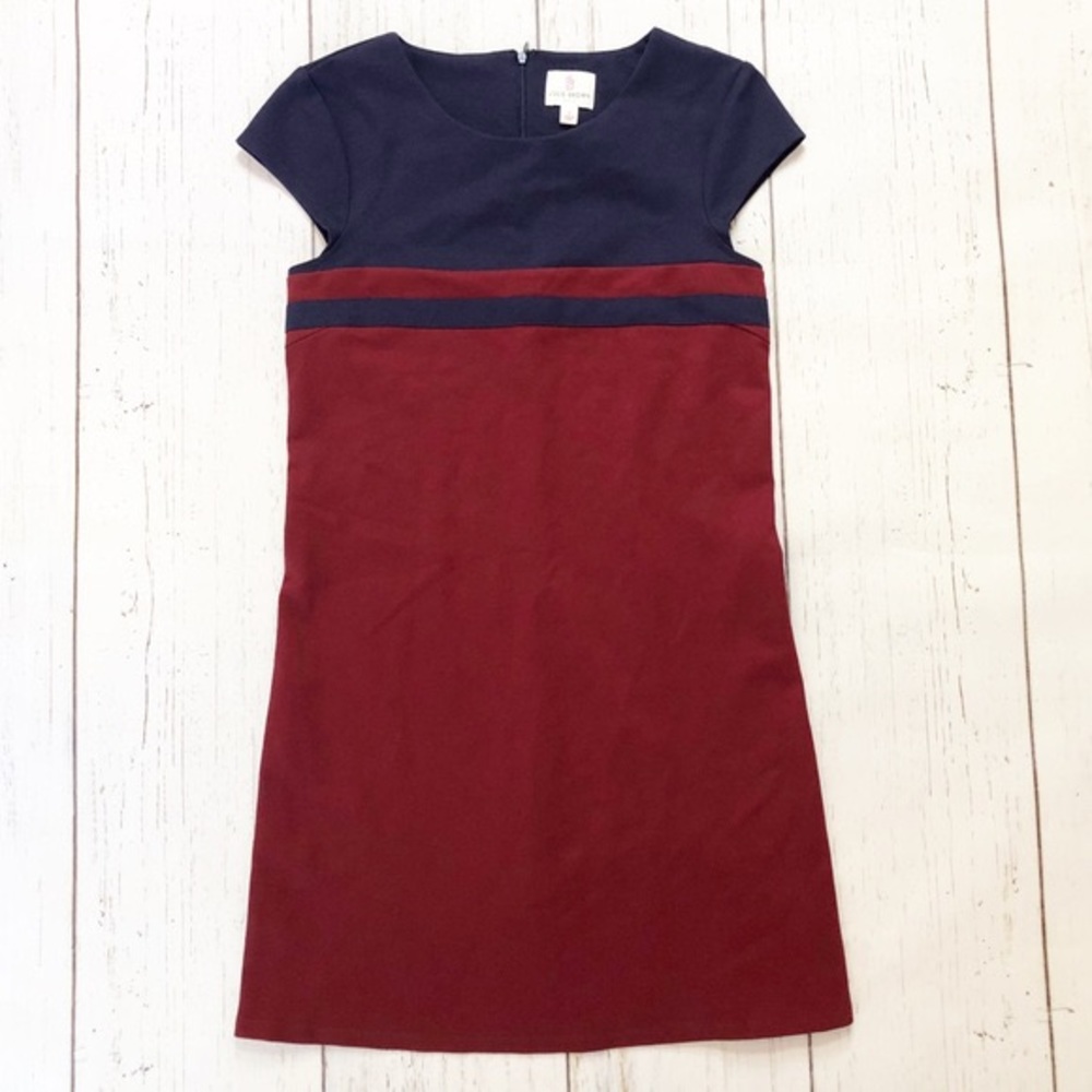 Excellent condition maroon/blue mini dress small. Short sleeves, capped sleeves